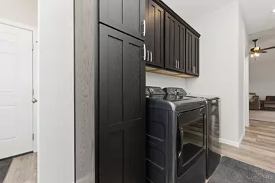 174 Black Hawk Drive, Franklin Township, OH 45171 - Photo 9