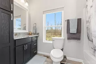 174 Black Hawk Dr, Franklin Township, OH 45171 - Photo 19