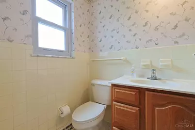 6233 Sharlene Drive, Cincinnati, OH 45248 - Photo 37