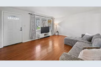 328 Apple Road, Amelia, OH 45102 - Photo 5