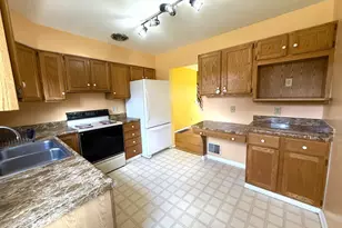 6381 Golfway Dr, Springfield Township, OH 45239 - Photo 19