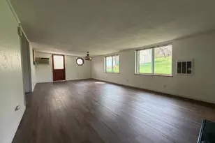 922 Castro Ln, Springdale, OH 45246 - Photo 5