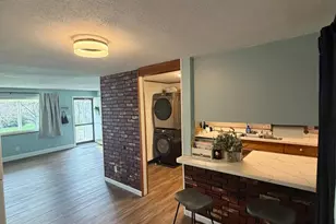 922 Castro Ln, Springdale, OH 45246 - Photo 7