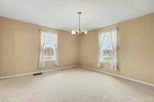 7332 Hillside Ave, Cincinnati, OH 45233 - Photo 5