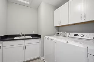 713 Newton Dr, Beavercreek, OH 45434 - Photo 45