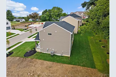 178 Farmstead Boulevard, Springboro, OH 45066 - Photo 33