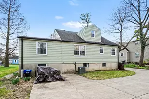 282 W Kemper Rd, Springdale, OH 45246 - Photo 27