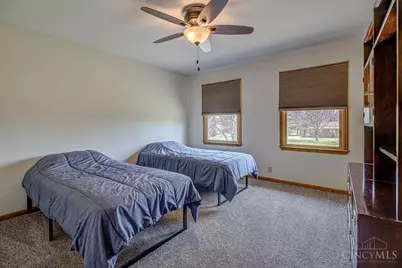 2405 Smith Road, Hamilton, OH 45013 - Photo 23