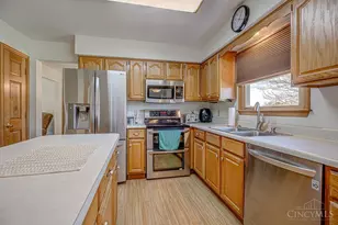 2405 Smith Rd, Hamilton, OH 45013 - Photo 9