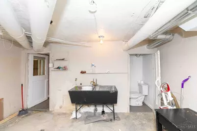 1909 Pogue Avenue, Cincinnati, OH 45208 - Photo 17