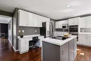 7389 St Ives Pl, West Chester, OH 45069 - Photo 17