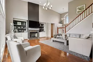 7389 St Ives Pl, West Chester, OH 45069 - Photo 25