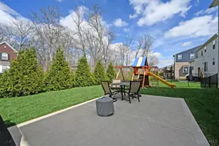 1296 Autumn Run Dr, Hamilton Township, OH 45039 - Photo 55