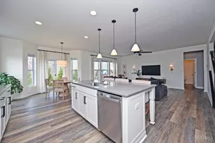 1296 Autumn Run Dr, Hamilton Township, OH 45039 - Photo 25