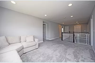 1296 Autumn Run Drive, Hamilton Township, OH 45039 - Photo 35