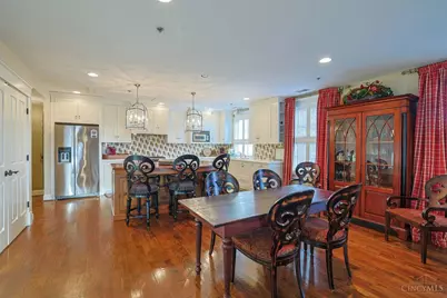 3 Village Square, Glendale, OH 45246 - Photo 9