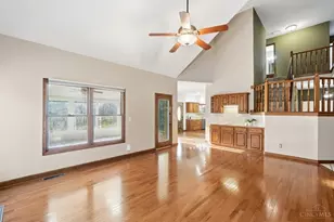 8784 Eagle Ridge Dr, West Chester, OH 45069 - Photo 9