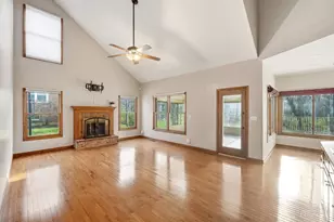 8784 Eagle Ridge Dr, West Chester, OH 45069 - Photo 7