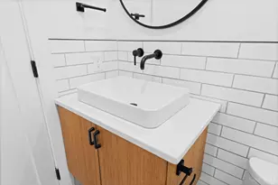 1909 Race St, Cincinnati, OH 45202 - Photo 17