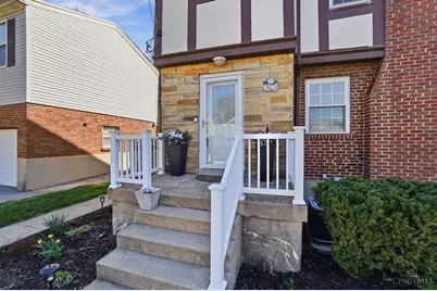 4240 Dartmouth Drive, Cincinnati, OH 45217 - Photo 3