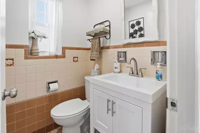 4240 Dartmouth Drive, Cincinnati, OH 45217 - Photo 19