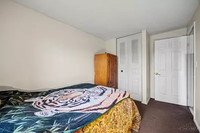 1371 Summe Drive, Cincinnati, OH 45231 - Photo 15