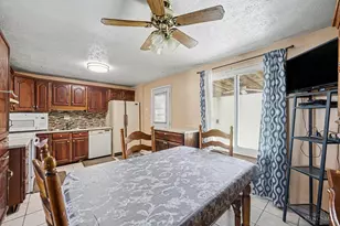 1371 Summe Dr, Cincinnati, OH 45231 - Photo 7