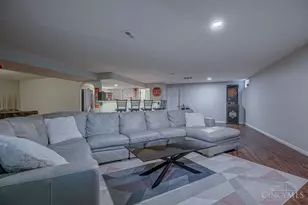 1942 Chase Ave, Cincinnati, OH 45223 - Photo 43