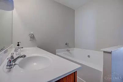 1942 Chase Avenue, Cincinnati, OH 45223 - Photo 27