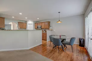 1942 Chase Ave, Cincinnati, OH 45223 - Photo 11