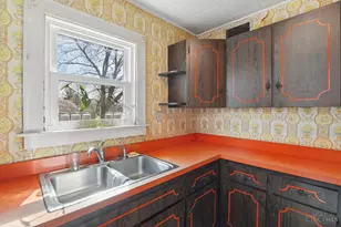 19 Parkway Ave, Cincinnati, OH 45216 - Photo 7