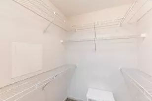 8790 Carrousel Park Cir, Colerain Township, OH 45251 - Photo 21