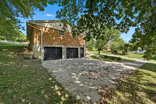 5991 Gaines Rd, Green Township, OH 45247 - Photo 23