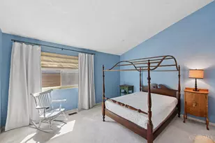 9321 Hunters Creek Dr, Blue Ash, OH 45242 - Photo 33