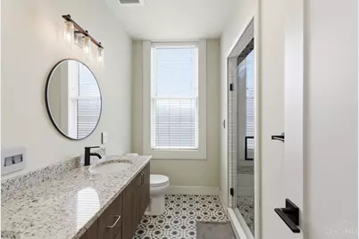 206 Wade Street, Cincinnati, OH 45202 - Photo 15