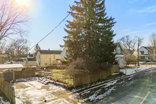 4726 Castle Pl, Cincinnati, OH 45227 - Photo 25