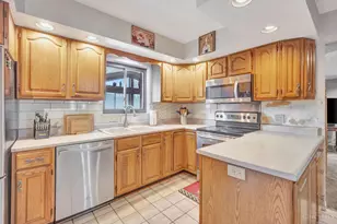 5525 Whispering, Cincinnati, OH 45247 - Photo 13