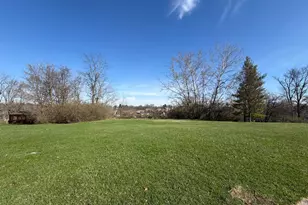 6328 Oakcreek Dr, Cincinnati, OH 45247 - Photo 1