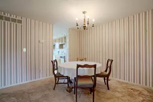 1049 Stratford Ct, Loveland, OH 45140 - Photo 9