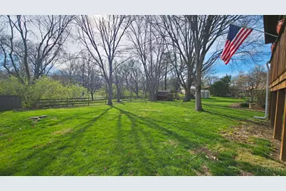 3301 Linsan Drive, Green Township, OH 45239 - Photo 5