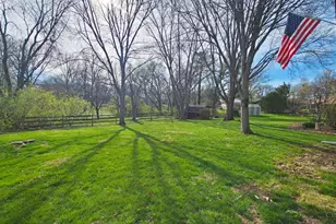 3301 Linsan Dr, Green Township, OH 45239 - Photo 5