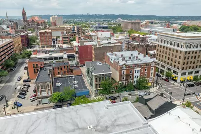 915 Vine Street #303, Cincinnati, OH 45202 - Photo 27