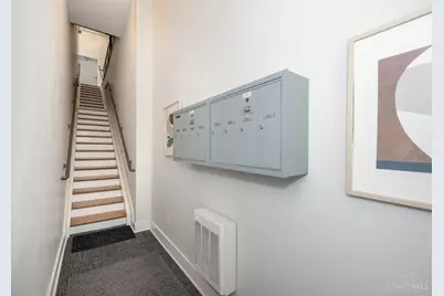 915 Vine Street #303, Cincinnati, OH 45202 - Photo 3