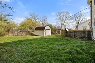 142 Barrington Dr, Hamilton, OH 45013 - Photo 33