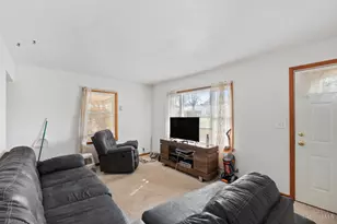 142 Barrington Dr, Hamilton, OH 45013 - Photo 5