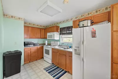 142 Barrington Drive, Hamilton, OH 45013 - Photo 9