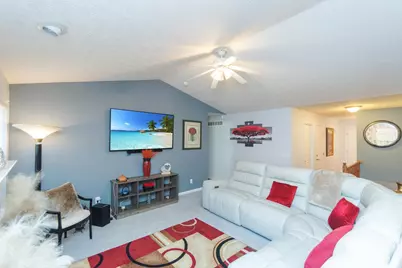 7633 Sandstone Trail, Hamilton Township, OH 45039 - Photo 5