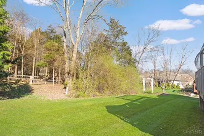 7633 Sandstone Trail, Hamilton Township, OH 45039 - Photo 27