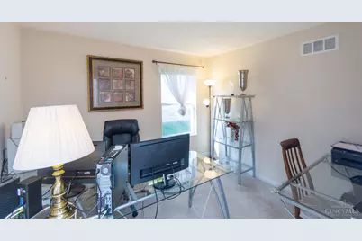 7633 Sandstone Trail, Hamilton Township, OH 45039 - Photo 17