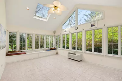 2289 Lauren Close, Anderson Township, OH 45244 - Photo 7